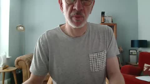 Snapshot of obliox175 chatting on December 2024 12:06:01 PM Obliox online show from December 2024 12:06:01 PM