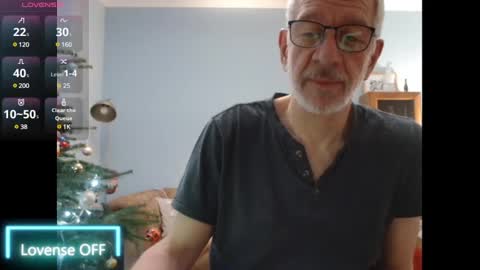 Snapshot of obliox175 chatting on December 2024 12:45:02 AM Obliox online show from December 2024 12:45:02 AM