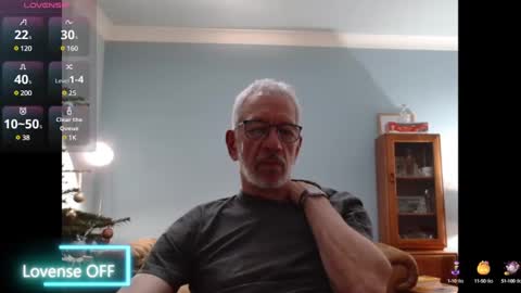 Snapshot of obliox175 chatting on December 2024 02:14:02 AM Obliox online show from December 2024 02:14:02 AM