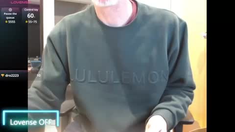 Snapshot of obliox175 chatting on January 2025 04:18:02 PM Obliox online show from January 2025 04:18:02 PM