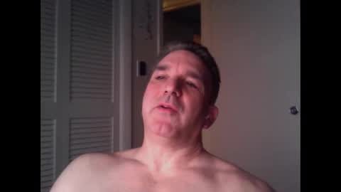 Snapshot of oceanmanx chatting on May 2026 04:17:01 AM Ocean online show from May 2026 04:17:01 AM