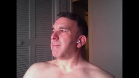 Snapshot of oceanmanx chatting on May 2026 03:04:02 AM Ocean online show from May 2026 03:04:02 AM