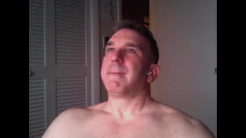Snapshot of oceanmanx chatting on May 2026 02:41:02 AM Ocean online show from May 2026 02:41:02 AM