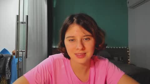 Snapshot of octopussy69x chatting on December 2024 04:11:02 PM Evie online show from December 2024 04:11:02 PM