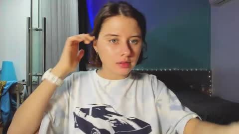 Snapshot of octopussy69x chatting on January 2025 03:25:01 PM Evie online show from January 2025 03:25:01 PM