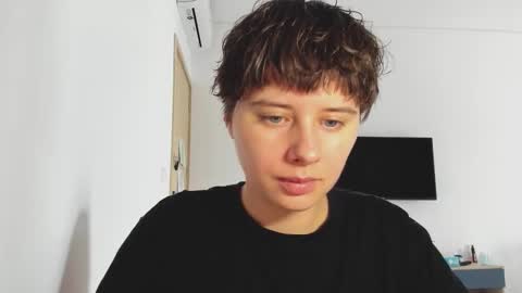 Snapshot of octopussy69x chatting on December 2025 03:22:02 AM Evie online show from December 2025 03:22:02 AM