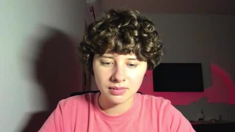 Evie online show from February 2026 03:02:01 PM