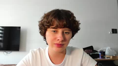 Evie online show from March 2026 07:23:01 AM