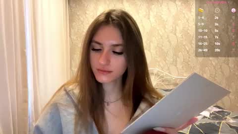 Snapshot of odelinabain chatting on November 2025 09:09:02 AM Mia online show from November 2025 09:09:02 AM