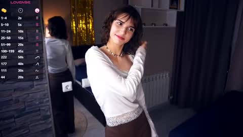 Thea online show from March 2025 04:33:02 PM