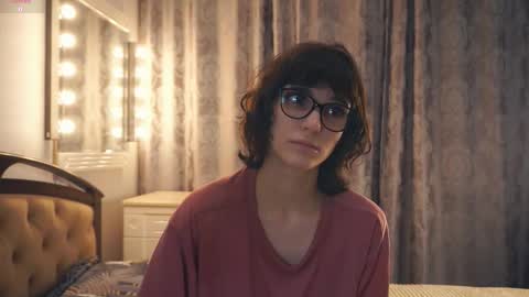 Thea online show from January 2026 06:40:01 AM