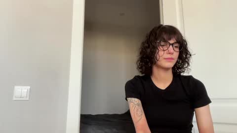 Thea online show from May 2026 04:41:02 AM