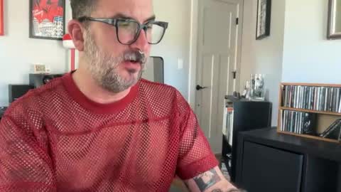 Office Dad online show from September 2025 07:02:02 PM