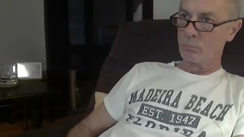 Snapshot of office_slr chatting on December 2024 07:55:01 AM Officer online show from December 2024 07:55:01 AM