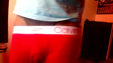 Snapshot of officialmoneyxxx chatting on February 2026 02:48:01 PM Money online show from February 2026 02:48:01 PM