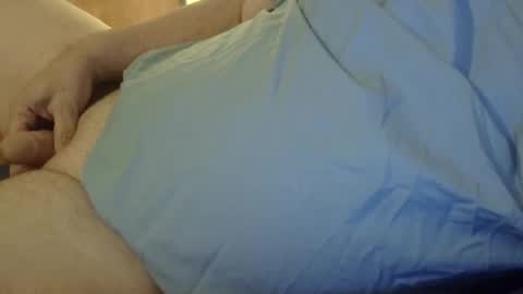 Snapshot of offsides10 chatting on October 2025 11:05:01 PM WantsToTryACouple online show from October 2025 11:05:01 PM