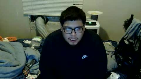 Snapshot of oflores77 chatting on October 2025 04:02:01 AM oscar flores online show from October 2025 04:02:01 AM