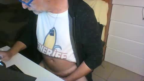 Snapshot of ofmtfs10 chatting on March 2026 10:47:02 PM ofmtfs10 online show from March 2026 10:47:02 PM