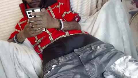 Snapshot of ogdigbick chatting on February 2025 02:03:02 PM OGDigBick online show from February 2025 02:03:02 PM