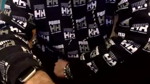 Snapshot of oggs48 chatting on November 2025 11:25:01 PM oggs48 online show from November 2025 11:25:01 PM