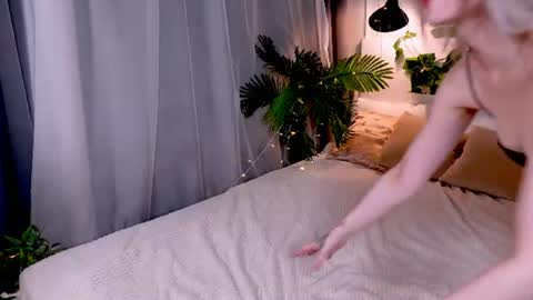 Lily online show from July 2026 02:21:01 PM