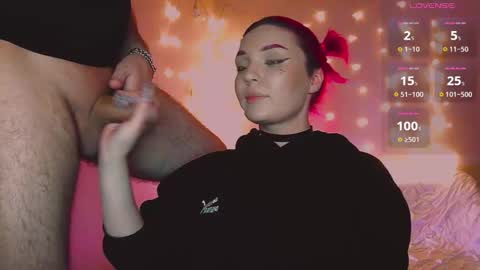 Emma  Alex online show from February 2026 08:20:01 PM