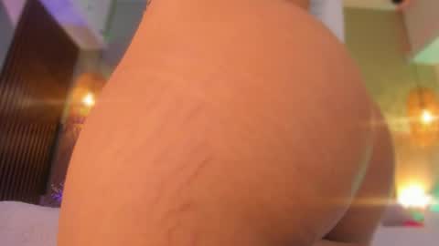 Holly online show from September 2025 11:48:01 AM