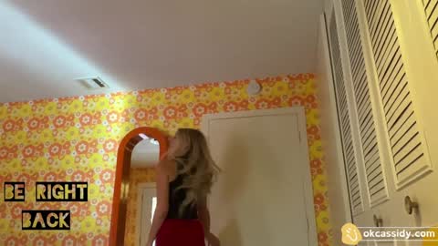 Snapshot of oh_ok_cassidy chatting on December 2024 06:19:01 AM cassidy online show from December 2024 06:19:01 AM