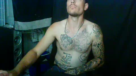 Snapshot of oh_you_know69 chatting on June 2026 01:12:01 PM who dares toss me some tips lets have fun online show from June 2026 01:12:01 PM