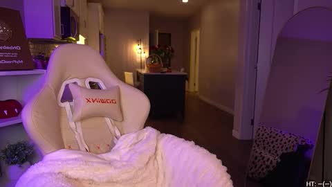 Snapshot of ohbabykelly chatting on November 2025 01:27:01 AM Kelly online show from November 2025 01:27:01 AM