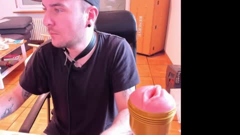 Chris online show from May 2026 03:29:01 PM