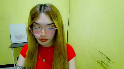 ohmyalessandraxcx online show from December 2025 05:29:01 PM