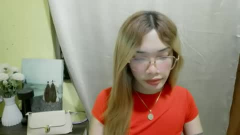 ohmyalessandraxcx online show from December 2025 05:41:01 PM