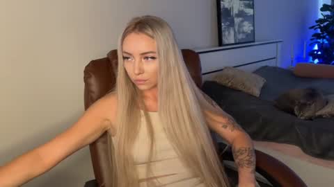 Emma online show from June 2026 04:43:02 AM