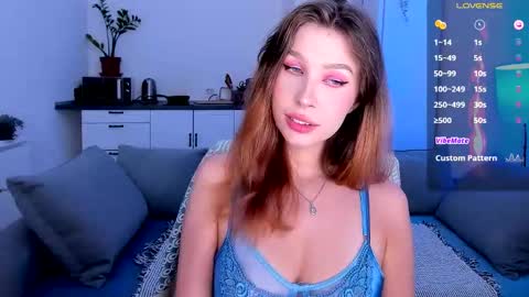 Light  online show from September 2025 10:11:01 PM