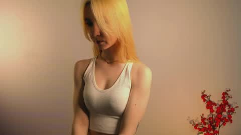 Emi and Ohpi online show from April 2026 12:36:01 PM