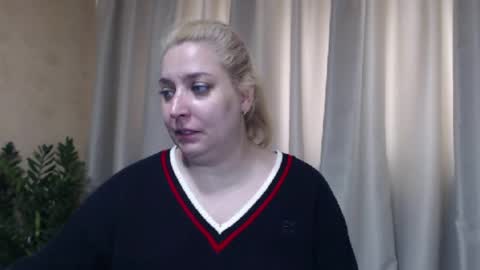 Snapshot of ohsweetiren chatting on April 2026 06:38:01 AM Iren online show from April 2026 06:38:01 AM