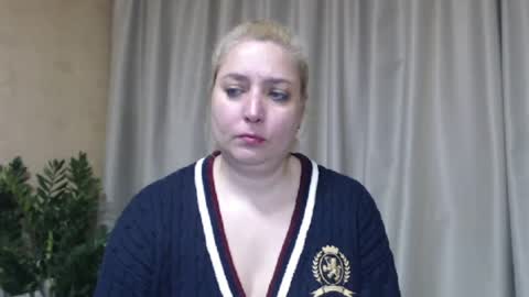 Snapshot of ohsweetiren chatting on April 2026 05:22:01 AM Iren online show from April 2026 05:22:01 AM