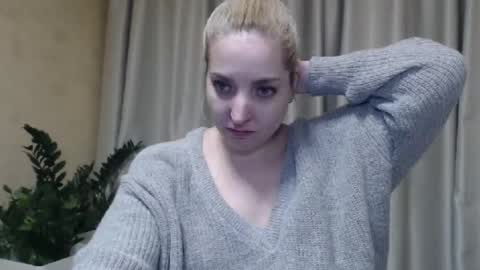 Mari online show from March 2025 07:26:02 PM