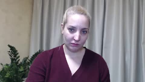 Mari online show from March 2025 05:24:02 PM