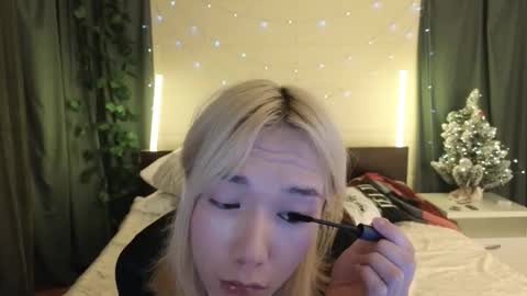 Snapshot of okerriella chatting on January 2026 01:05:02 PM Ami online show from January 2026 01:05:02 PM