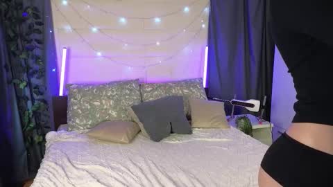 Snapshot of okerriella chatting on February 2026 07:45:02 AM Ami online show from February 2026 07:45:02 AM