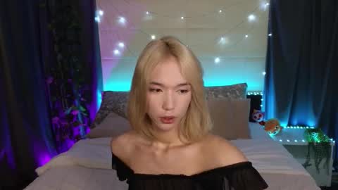 Snapshot of okerriella chatting on February 2026 06:34:02 AM Ami online show from February 2026 06:34:02 AM