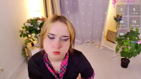 Karolina online show from July 2026 11:58:02 AM