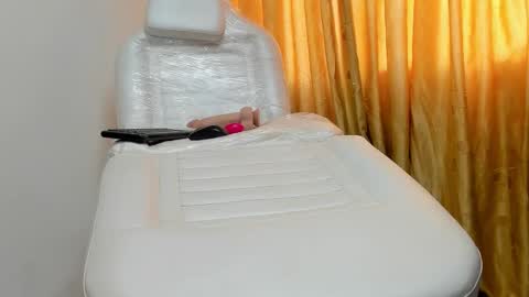 Olaia  online show from March 2025 03:07:02 PM