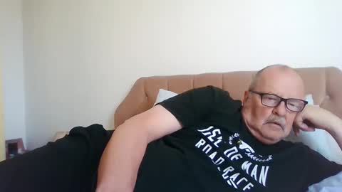 old_fkr online show from October 2025 09:18:02 AM