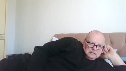 old_fkr online show from March 2026 10:10:02 AM