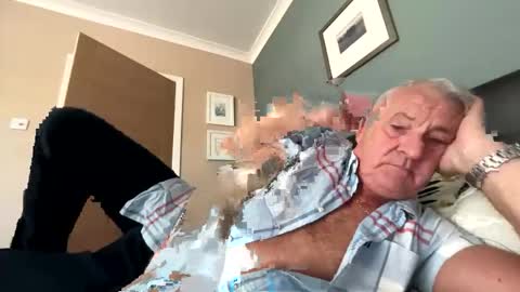 Snapshot of oldboy2024 chatting on April 2026 10:57:02 AM oldboy2024 online show from April 2026 10:57:02 AM