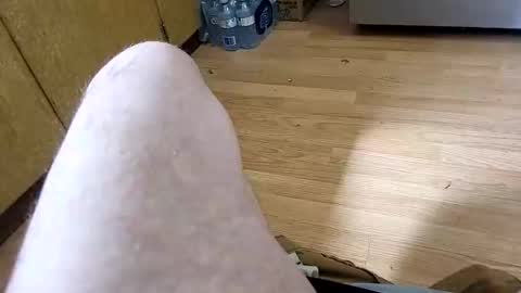 Snapshot of olderadventurous chatting on April 2026 05:21:02 PM Horny Oldman online show from April 2026 05:21:02 PM