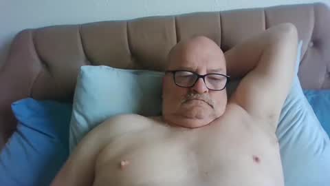 oldfkr69 online show from March 2025 08:30:01 AM